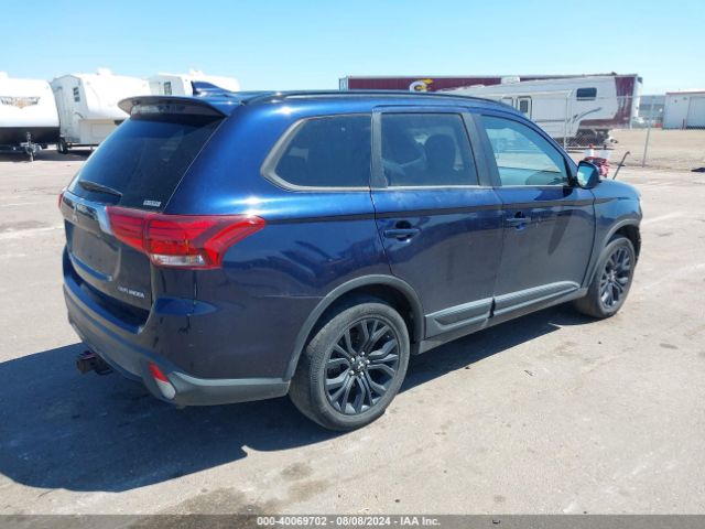 2018 MITSUBISHI OUTLANDER JA4AZ3A37JZ029491 Photo 3