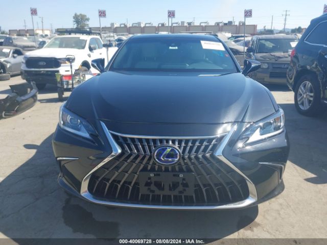 58ADA1C13NU025245 Lexus ES 300H