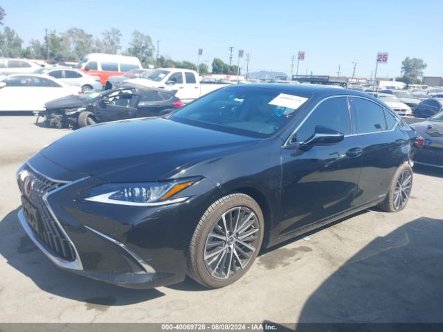 58ADA1C13NU025245 Lexus ES 300H