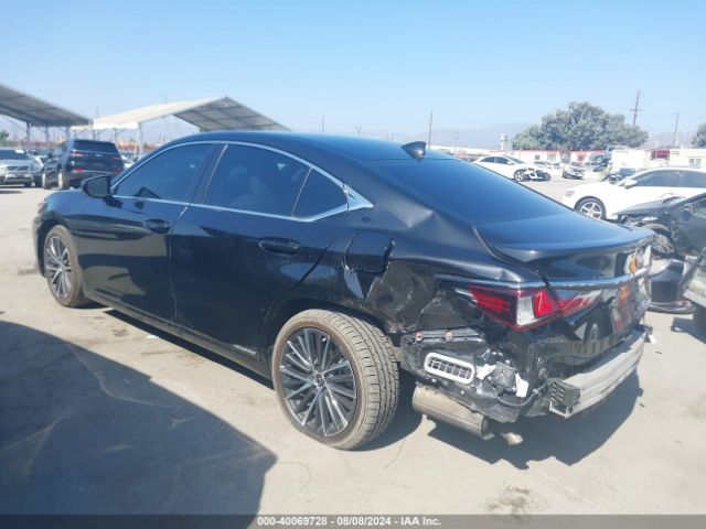 58ADA1C13NU025245 Lexus ES 300H