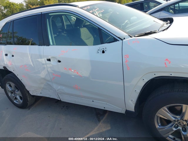 Toyota Rav4 Xle 2024 2T3W1RFV1RC266765 Image 13