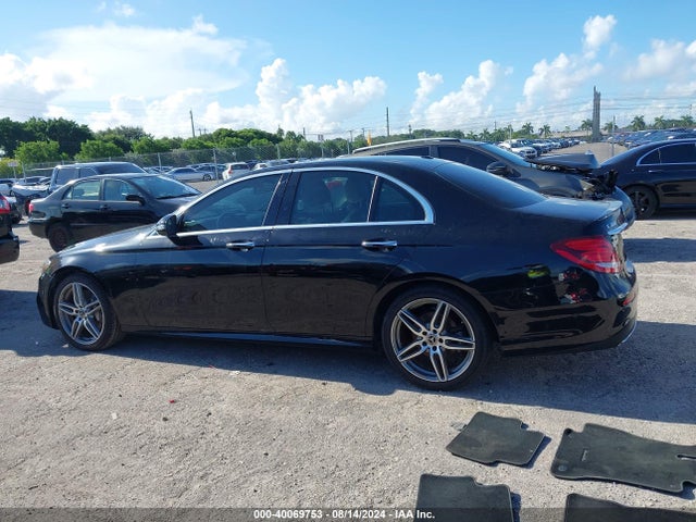 Mercedes-Benz E 300 2018 WDDZF4JB0JA333815 Image 14