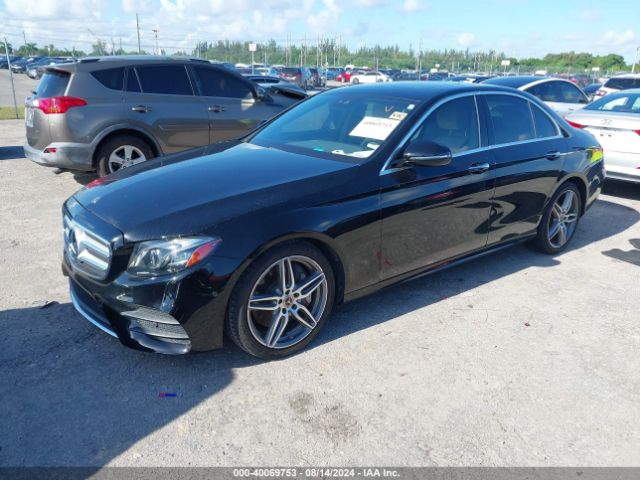 2018 MERCEDES-BENZ E 300 WDDZF4JB0JA333815 Photo 1