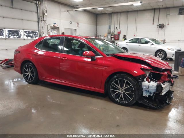 4T1G11BK6MU044370 Toyota Camry Se Awd