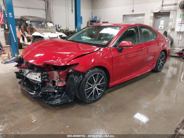 4T1G11BK6MU044370 Toyota Camry Se Awd