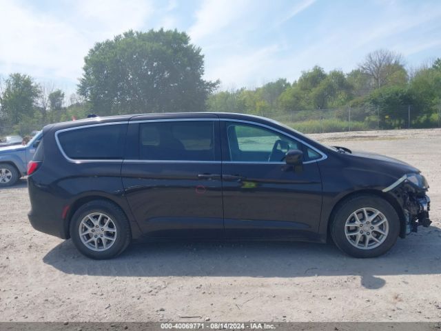 2C4RC1DGXHR525449 Chrysler Pacifica Touring