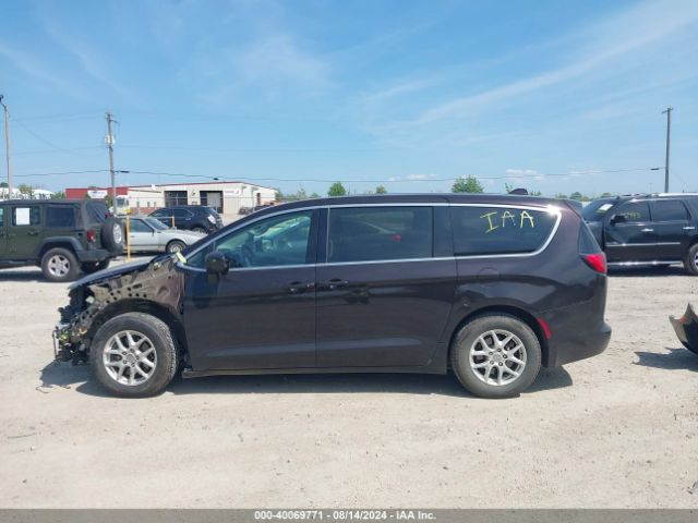 2C4RC1DGXHR525449 Chrysler Pacifica Touring