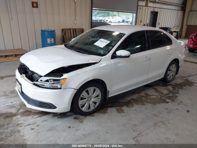 3VWB17AJ9EM385985 Volkswagen Jetta 1.8t Se