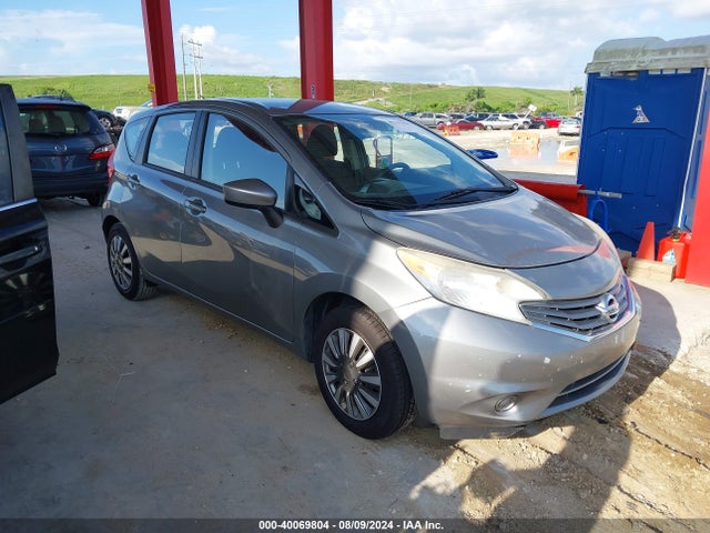 3N1CE2CP8FL422048 Nissan Versa Note S (sr)/s Plus/sl/sr/sv