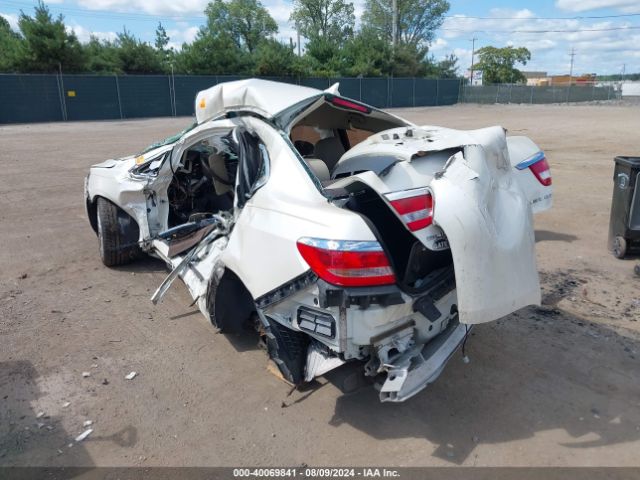 1G4PP5SK3E4155658 Buick Verano