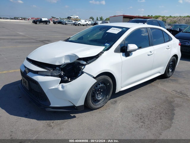 Toyota COROLLA LE 2020 5YFEPRAE3LP067671 Image 2