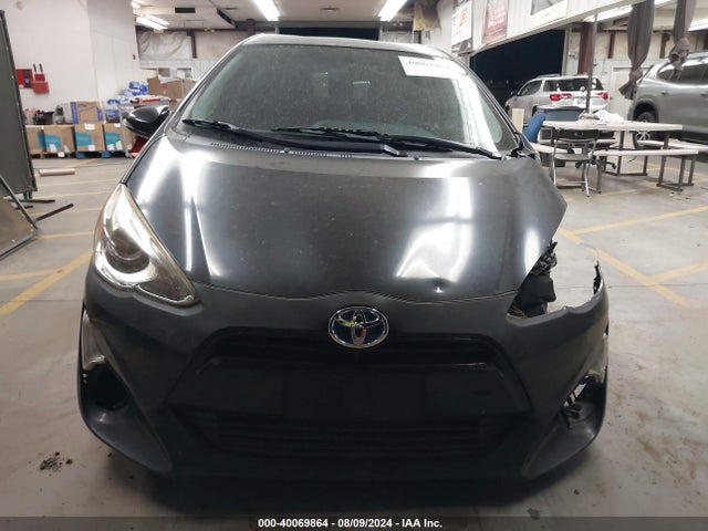 Toyota Prius C Two 2016 JTDKDTB37G1131517 Image 13