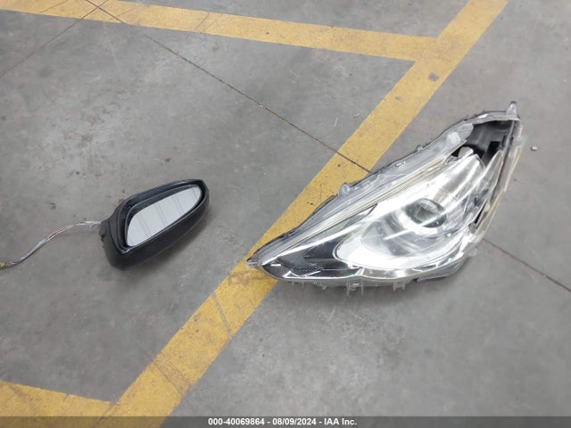 Toyota Prius C Two 2016 JTDKDTB37G1131517 Image 12