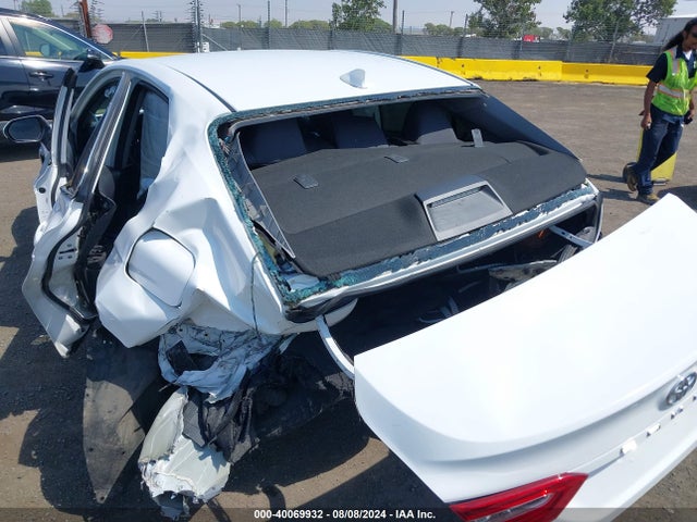 Toyota CAMRY LE 2019 4T1B11HK7KU803316 Image 6