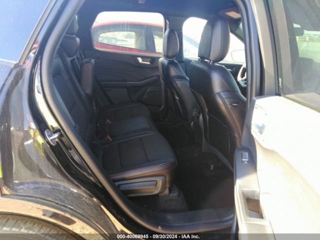 1FMCU9MNXRUA57612 Ford Escape St-line