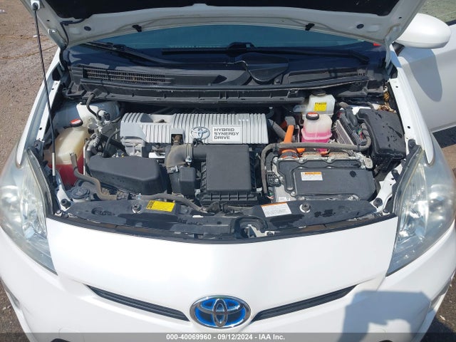 Toyota Prius Three 2015 JTDKN3DU1F0417581 Image 10