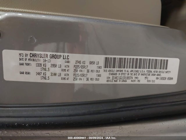2C4RC1GG1ER189374 Chrysler Town & Country Limited