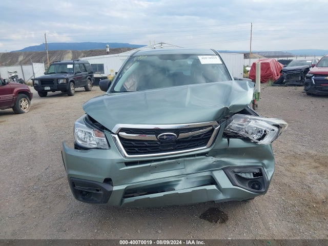 JF2SJAACXHG807926 Subaru Forester 2.5i