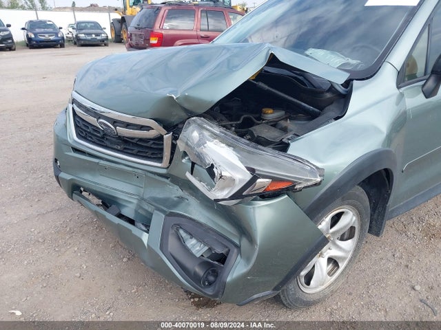 JF2SJAACXHG807926 Subaru Forester 2.5i