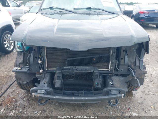 5LMJJ2JT8FEJ00650 Lincoln Navigator