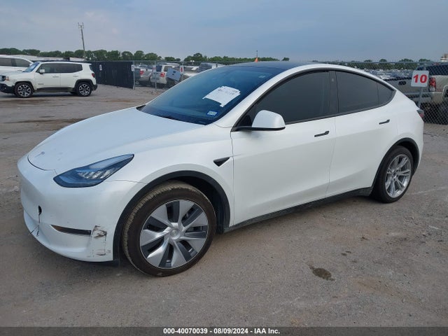 2023 TESLA MODEL Y 7SAYGDEE0PA096072 Photo 1
