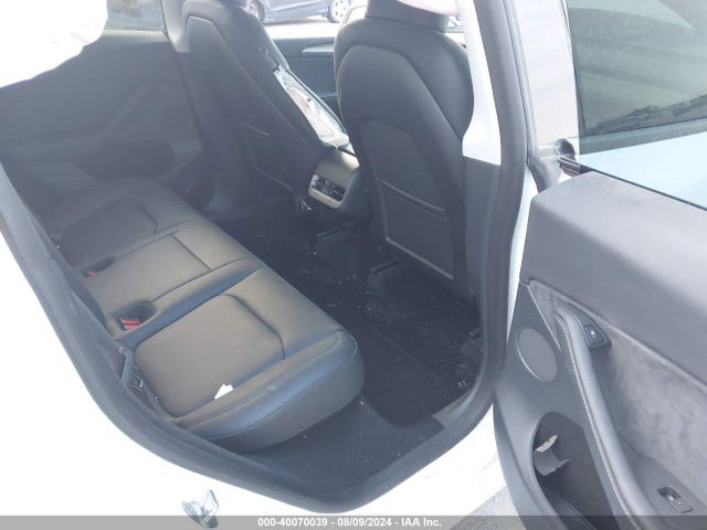 2023 TESLA MODEL Y 7SAYGDEE0PA096072 Photo 7