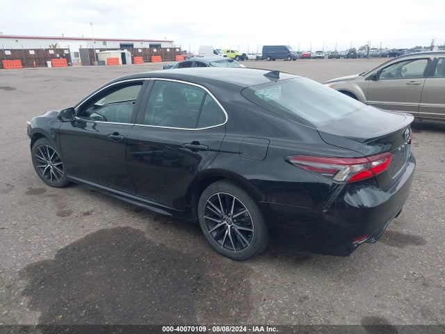 Toyota CAMRY SE 2022 4T1G11AK6NU652831 Image 3