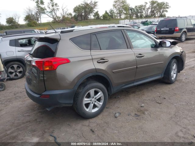 2T3WFREV8EW086405 Toyota Rav4 Xle