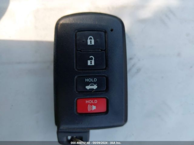 4T1BD1FK2EU124696 Toyota Camry Hybrid Xle