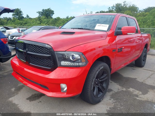 RAM 1500 Night  4x4 5'7 Box 2017 1C6RR7MT2HS759136 Image 2