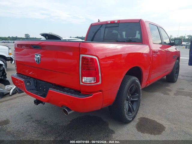RAM 1500 Night  4x4 5'7 Box 2017 1C6RR7MT2HS759136 Image 4