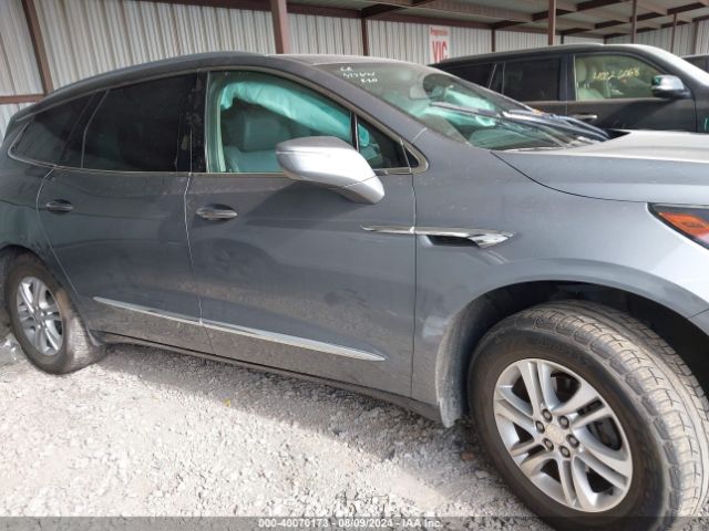 5GAERBKW8JJ134812 Buick Enclave Essence