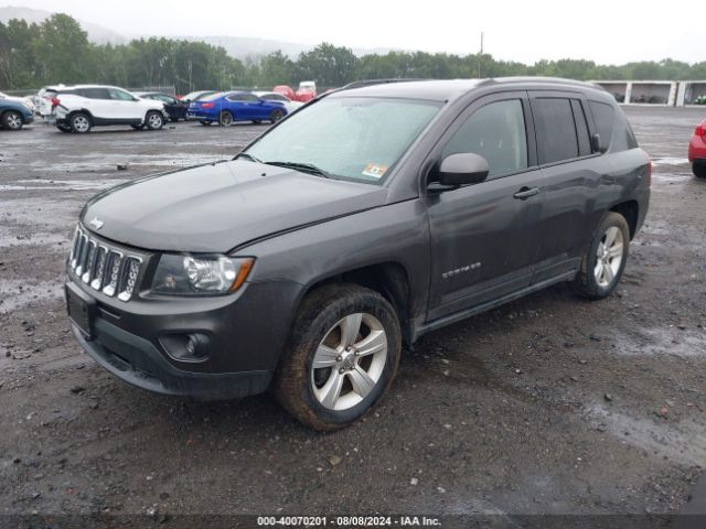 1C4NJDEB9FD303252 Jeep Compass Latitude