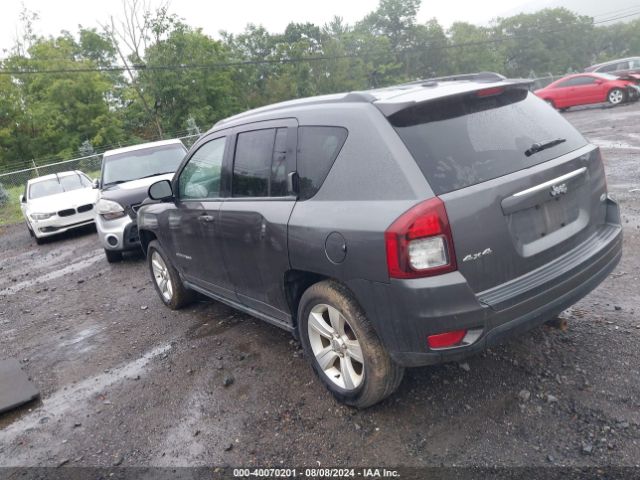 1C4NJDEB9FD303252 Jeep Compass Latitude