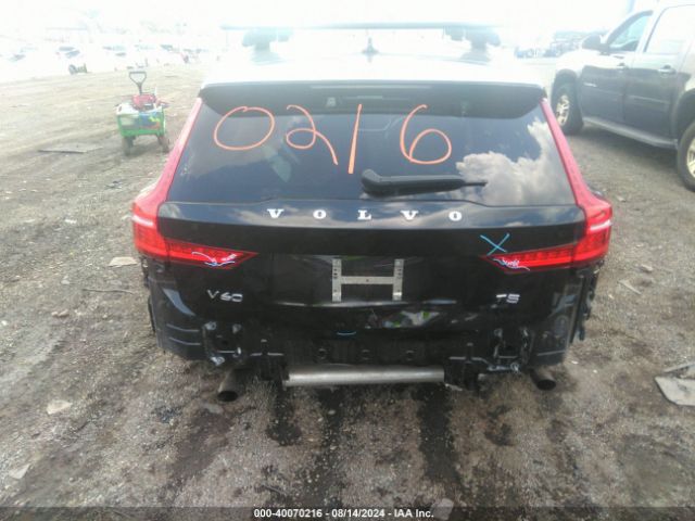 YV4102WK8L1030660 Volvo V60 Cross Country T5