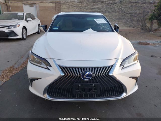 58ACA1C14MU010621 Lexus ES 300H