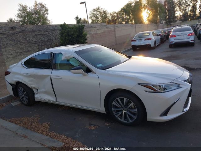 58ACA1C14MU010621 Lexus ES 300H