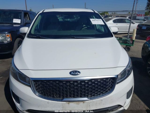 KNDMB5C12J6425392 KIA SEDONA LX