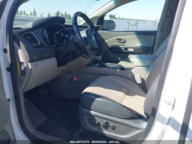 KNDMB5C12J6425392 KIA SEDONA LX