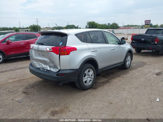 JTMZFREV9FD067714 Toyota RAV4 LE