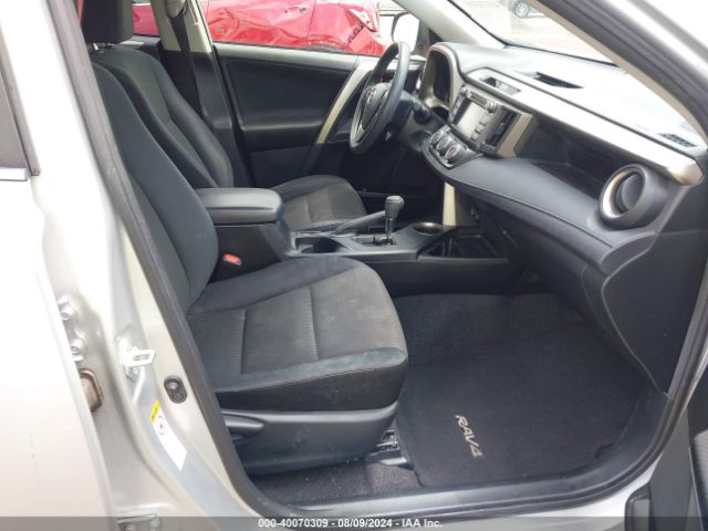 JTMZFREV9FD067714 Toyota RAV4 LE