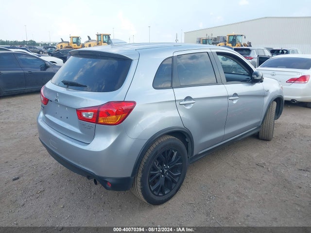 2017 MITSUBISHI OUTLANDER SPORT JA4AP3AU3HZ035782 Photo 3