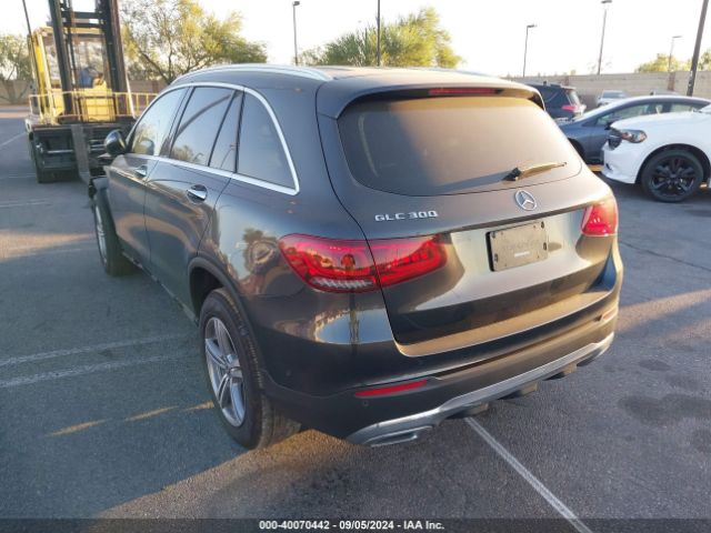 W1N0G8DB1NV327404 Mercedes-Benz Glc 300 Suv