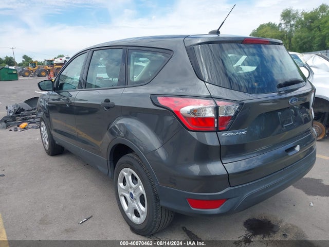 Ford ESCAPE S 2018 1FMCU0F72JUC78619 Image 3