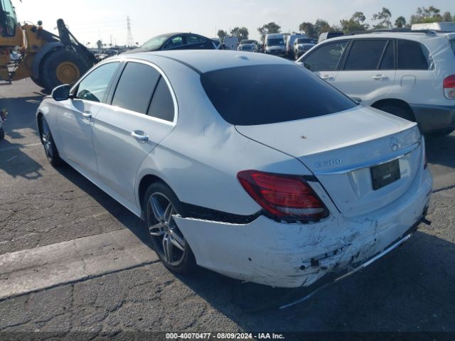 WDDZF4JBXHA072204 Mercedes-Benz E 300
