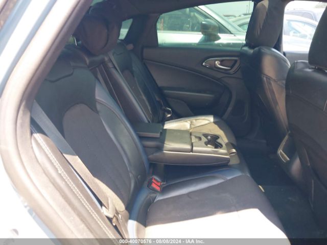 1C3CCCBG9FN662899 Chrysler 200 S