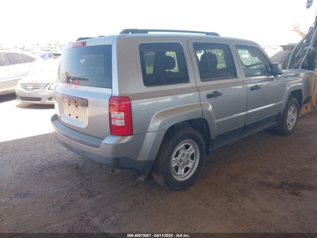 1C4NJPBA4GD738288 Jeep Patriot Sport
