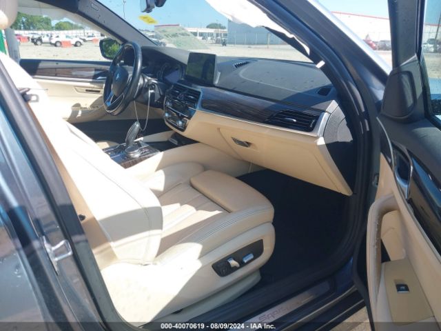 WBAJA5C52JWA35658 BMW 530I