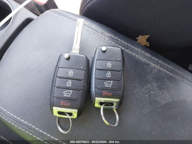 KNDPM3AC4H7236814 KIA Sportage Lx