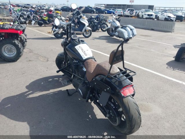 2021 HARLEY-DAVIDSON FXFBS 1HD1YLK19MB017196 Photo 2